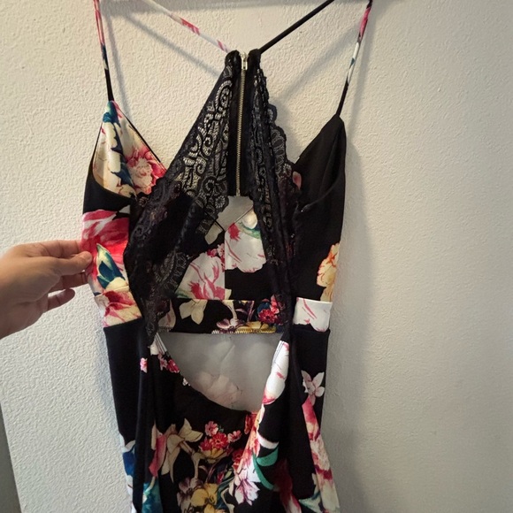 Forever 21 floral dress - Picture 5 of 6